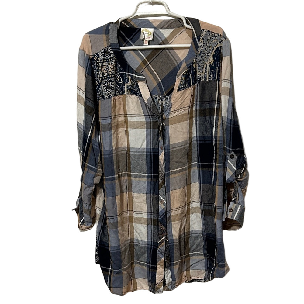 🎬Fig and Flower Plaid Blouse in Blue and Tan size 3X GUC